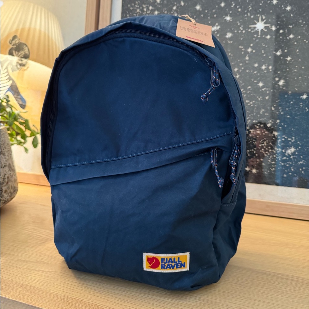 NWT Fjallraven Blue Vardag 16L Backpack